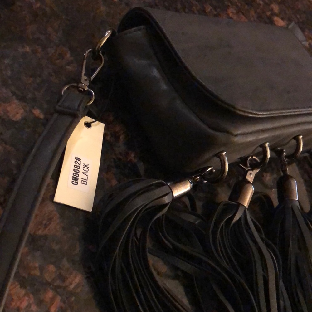 🖤Trendy Tassel Leather Bag🖤 - Picture 10 of 16